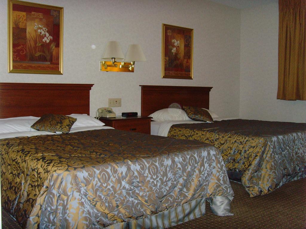 Ripon Welcome Inn And Suites Ngoại thất bức ảnh