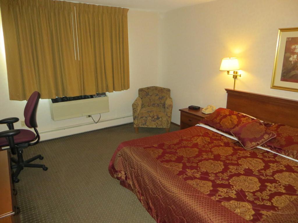 Ripon Welcome Inn And Suites Ngoại thất bức ảnh